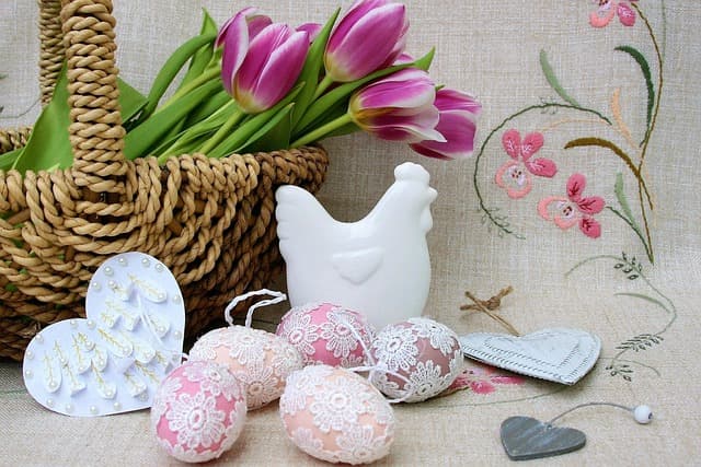 Easter Table Decor: Stylish Ideas for Serving